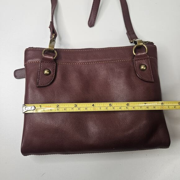 Hobo Merlot Crossbody Bag Strap Faux Leather Womens Handbag Purse Multi Comparts - Picture 10 of 11